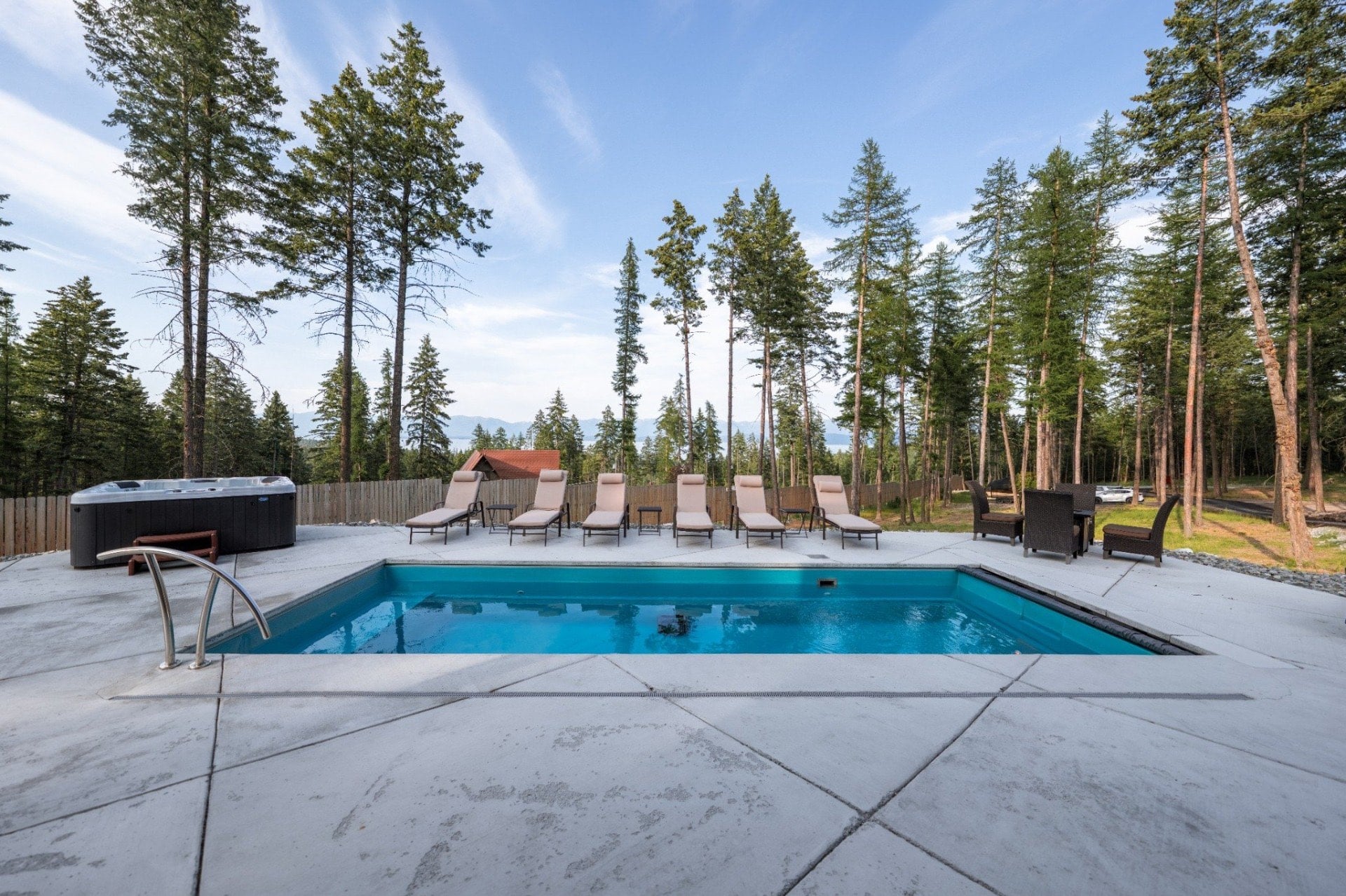 The heated pool above the lake